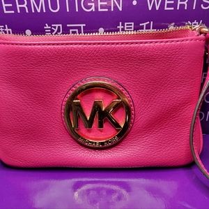 Michael Kors Wristlet- Pink- Large- Nice!